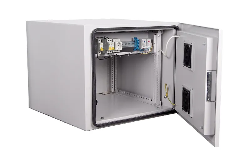 Телекоммуникационный шкаф ROXTON TR-126W